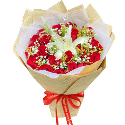 盘锦19朵红玫瑰1支百合，永恒之美
